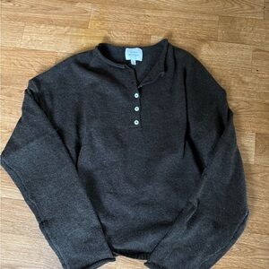 Things between pullover sweater, small brown